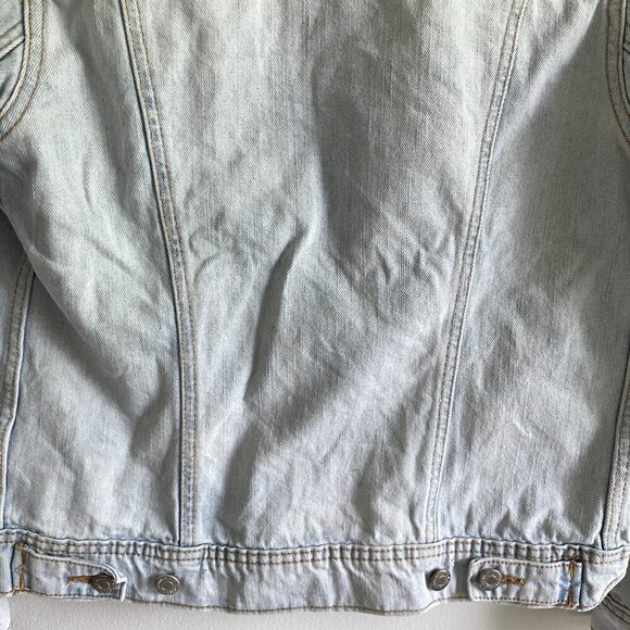 OLD Navy 100% Cotton Embroidered Light Wash Blue Floral Jean Jacket Size XS - Picture 8 of 13